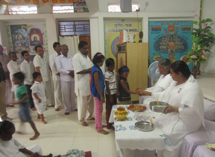 Tying Rakshi at centre